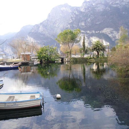 Garda Blu Apartment Riva del Garda Exteriör bild
