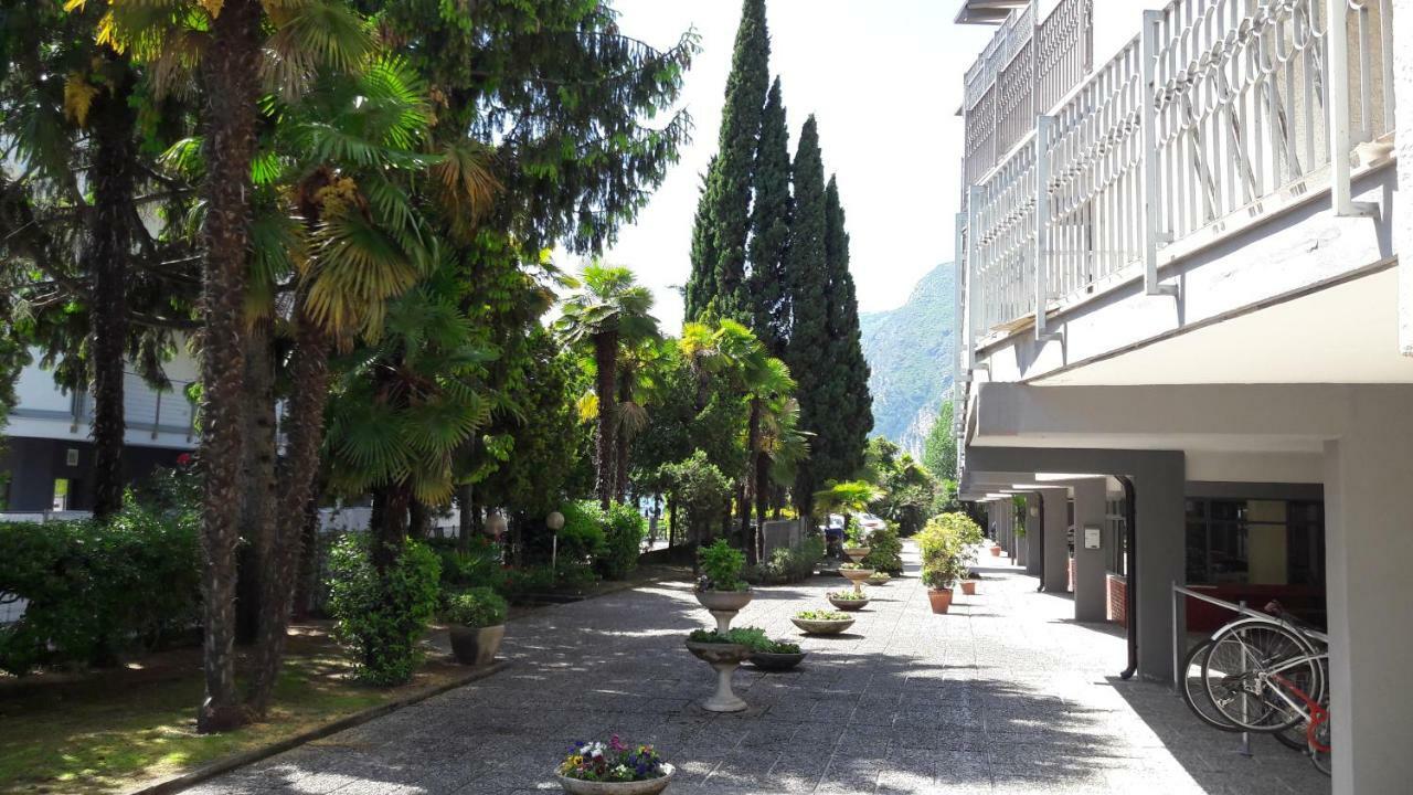 Garda Blu Apartment Riva del Garda Exteriör bild
