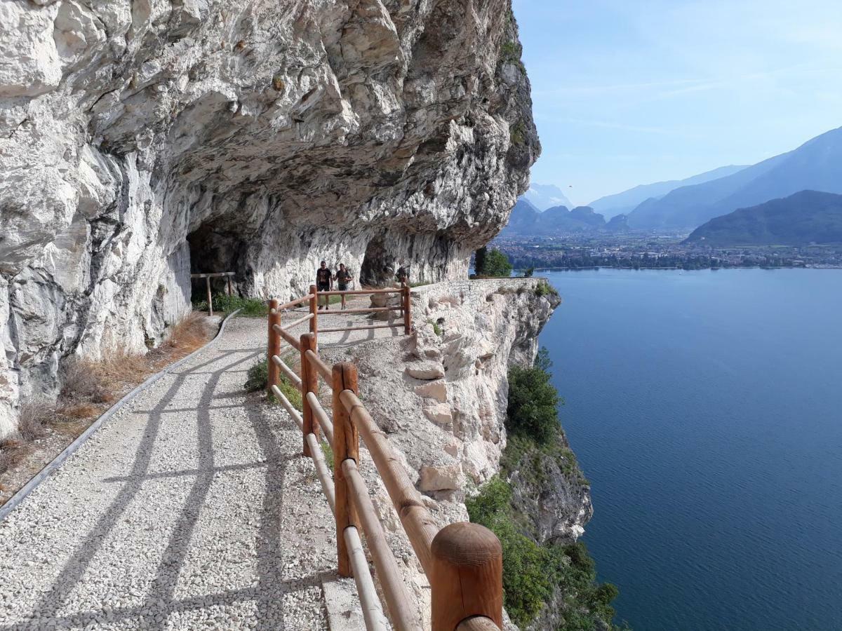 Garda Blu Apartment Riva del Garda Exteriör bild