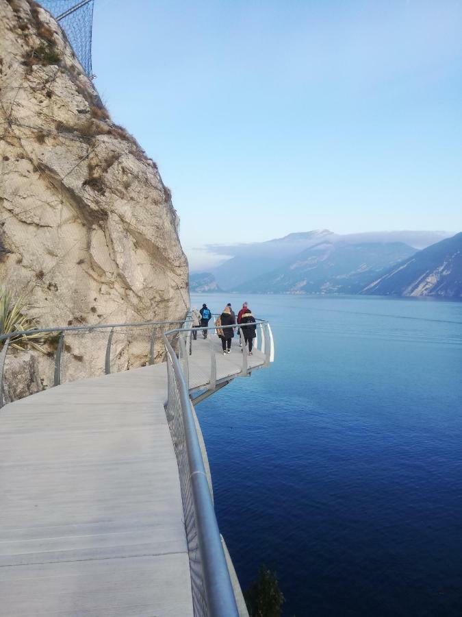 Garda Blu Apartment Riva del Garda Exteriör bild